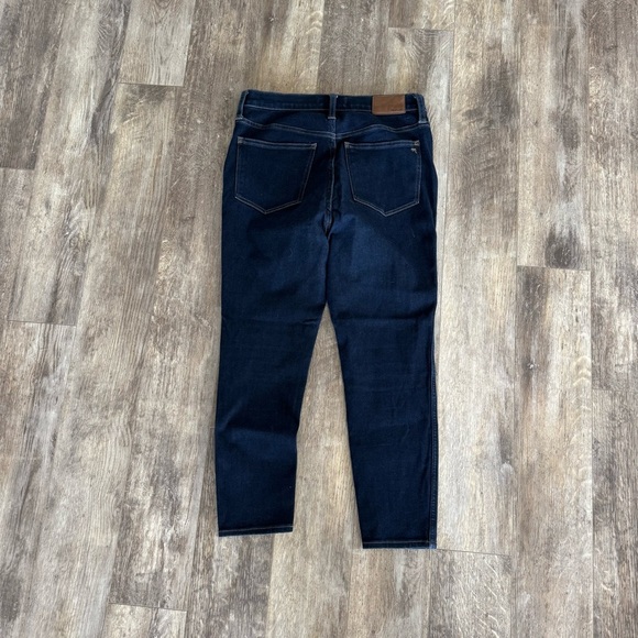 Madewell Petite 10" High-Rise Roadtripper Supersoft Jeggings in Rinse Wash - Picture 7 of 11